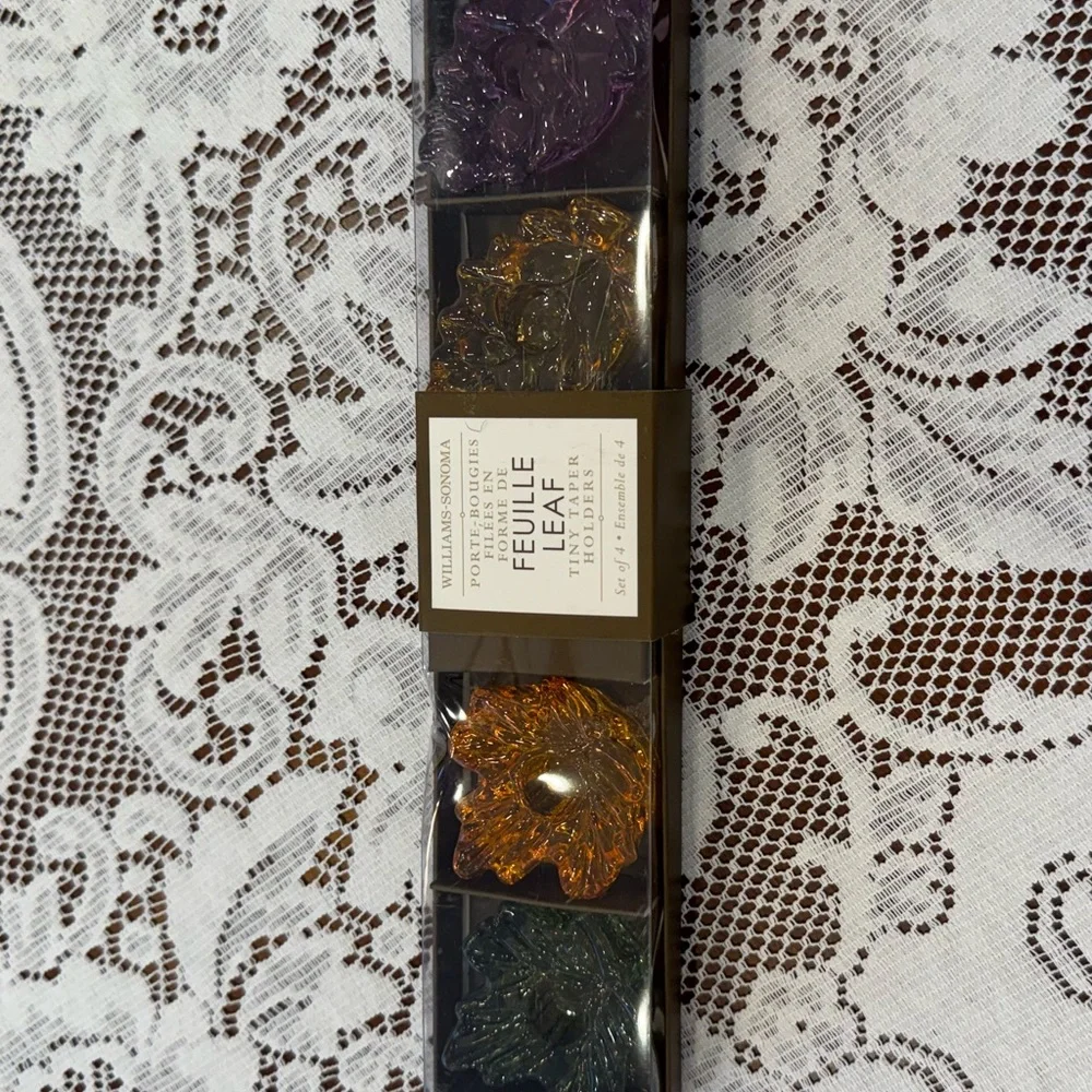 Williams Sonoma Maple Leaf Mini Taper Candle Holders – Set of 4 – NWT 🍁